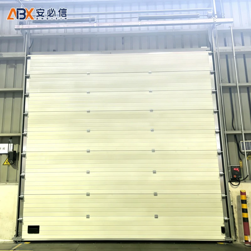 丽江市翻板滑升门